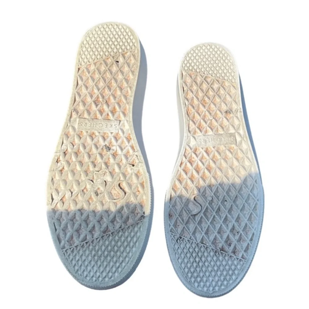 Sketchers Slip on Sneaker EUC